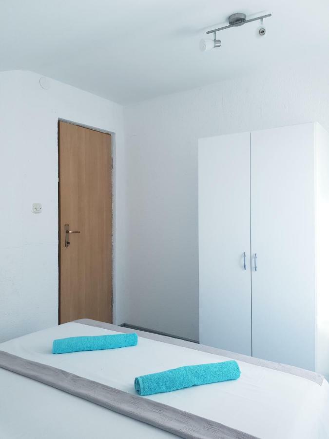 Apartments Marko Vir Eksteriør bilde